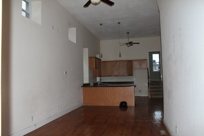 Building Photo - 3414 California Ave