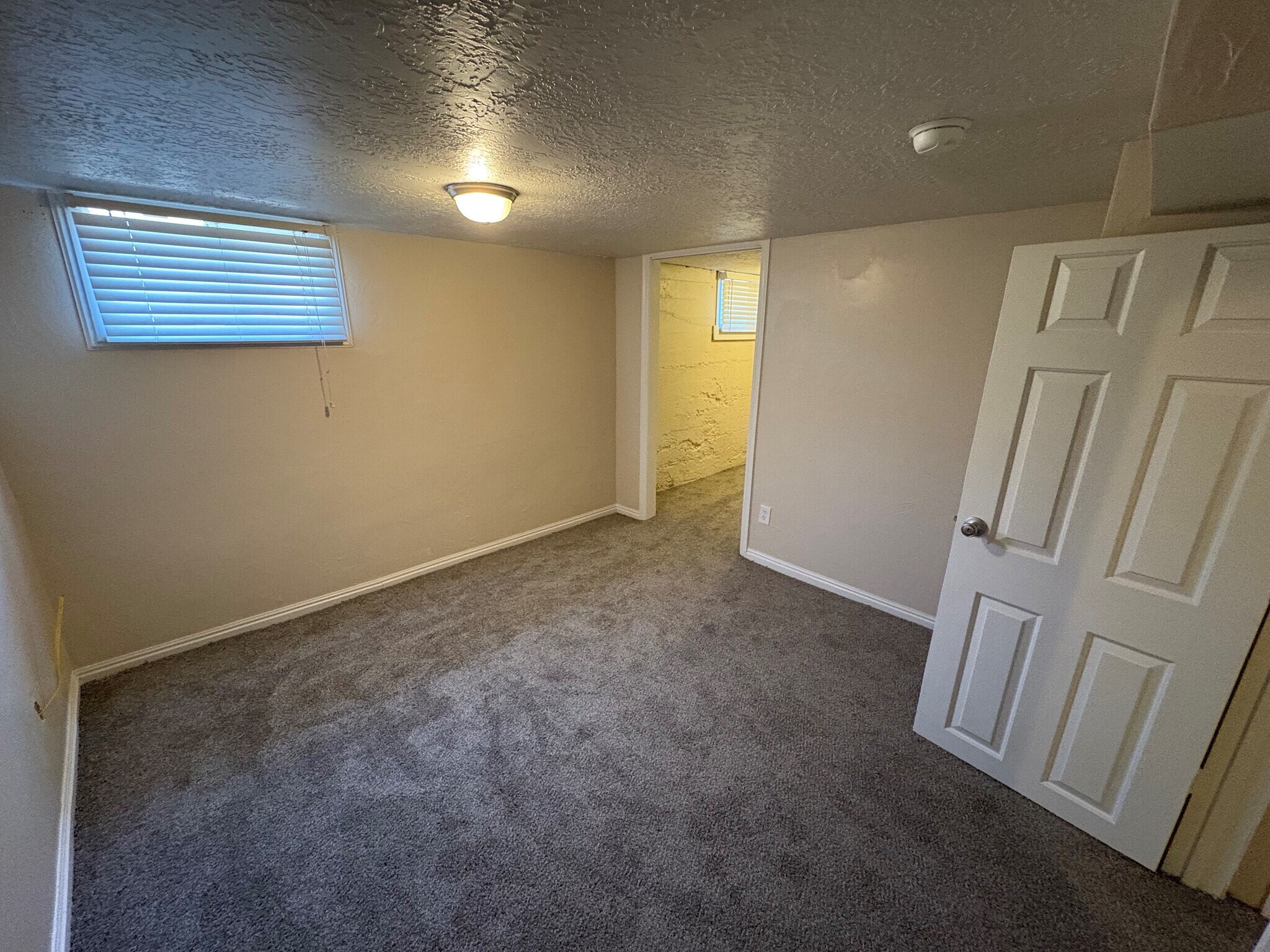 Building Photo - 505 E Gallacher Pl