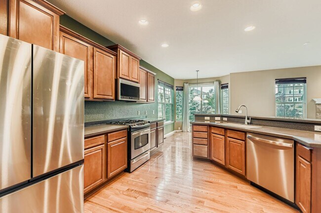 Building Photo - Beautiful 5 Bedroom Home for Rent in Anthe...