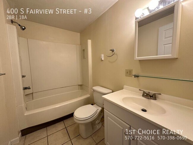 Building Photo - 400 S Fairview St