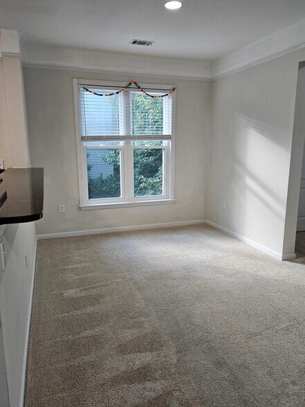 Building Photo - 2022 Egret Crest Ln