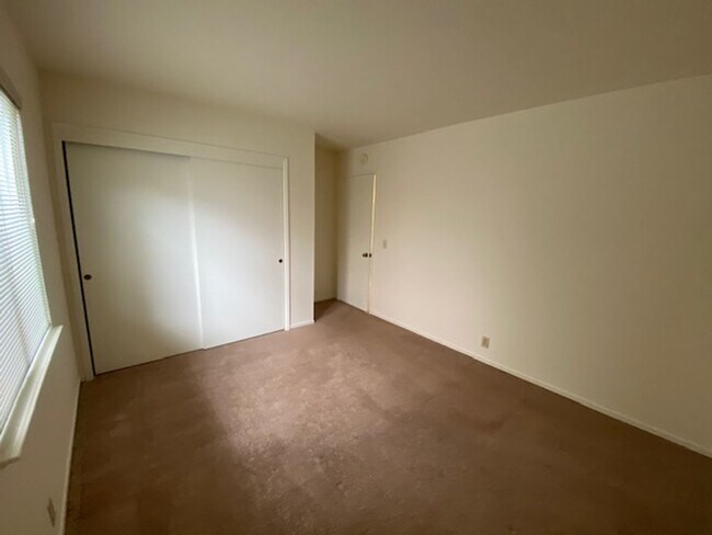 Building Photo - 306 Lobos Ave