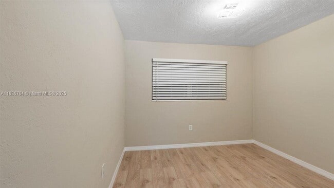 Building Photo - 7211 Shalimar St