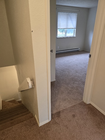 Building Photo - 409 E 34th St