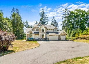 Building Photo - 6.6 Acre Retreat