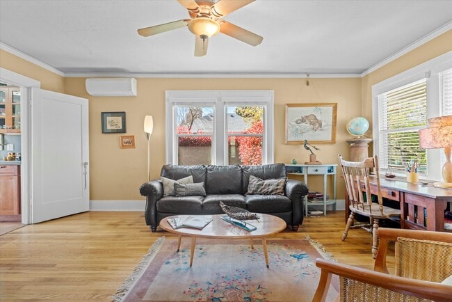 Building Photo - 840 N Farragut St