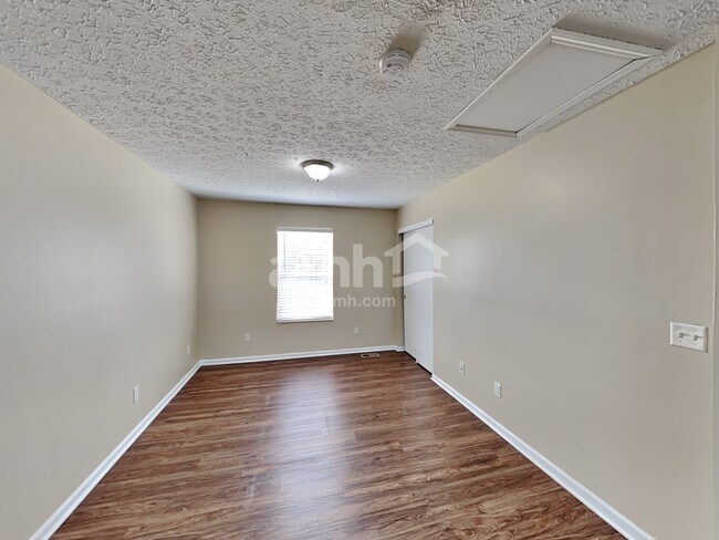 Building Photo - 5095 Algean Dr
