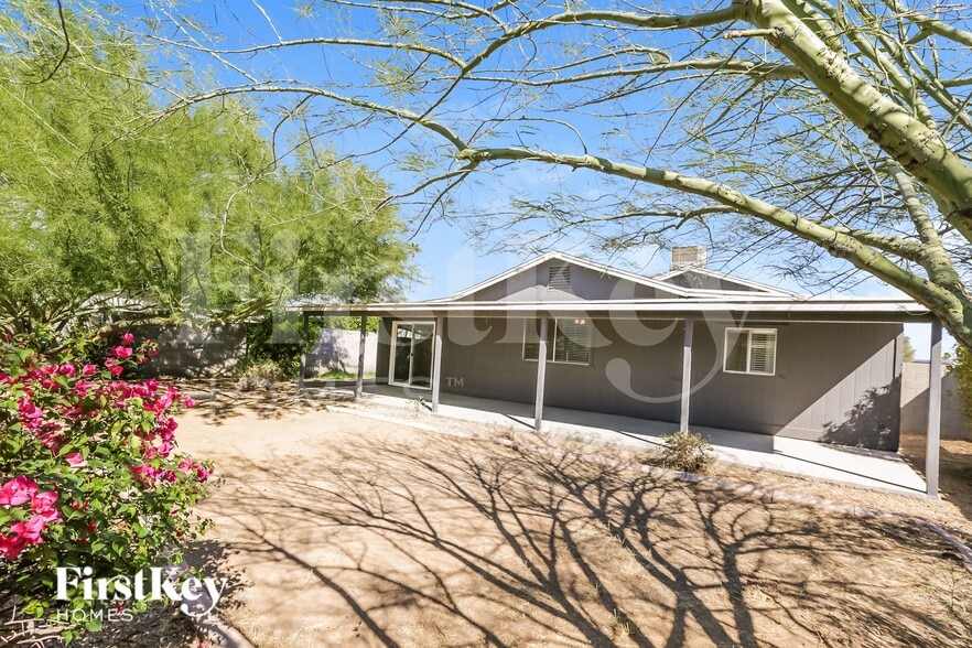 Building Photo - 14838 N 38th St