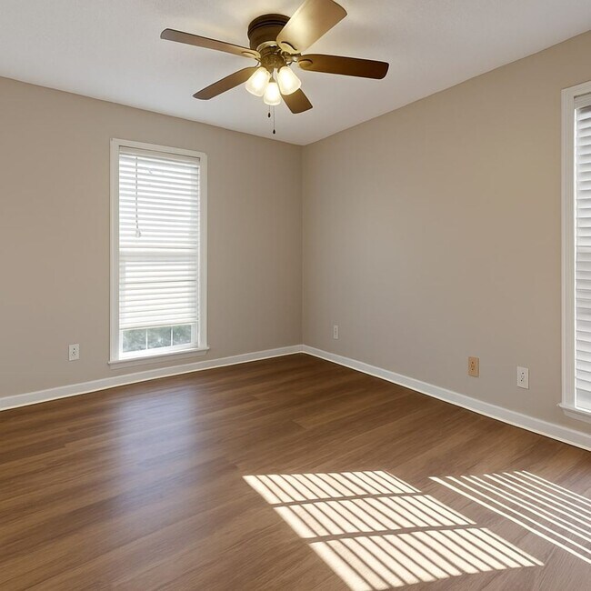 Building Photo - 1806 Heatherton Dr