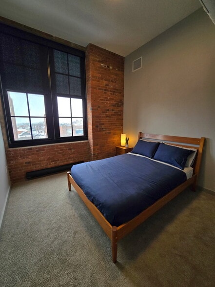 Unit 404 - Textile Lofts