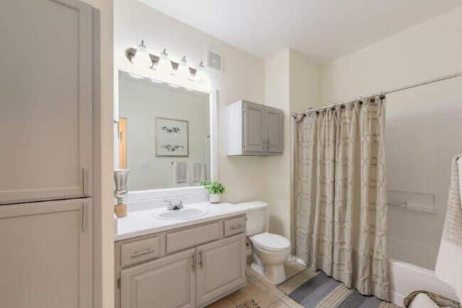 Building Photo - 2 bedroom in Austin TX 78744