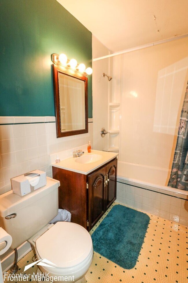 Building Photo - 4 br, 2 bath House - 118 S Manhattan Ave.