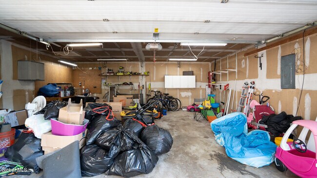 Building Photo - 64 Meadow Rue Pl