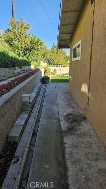 Building Photo - 824 N 16th St