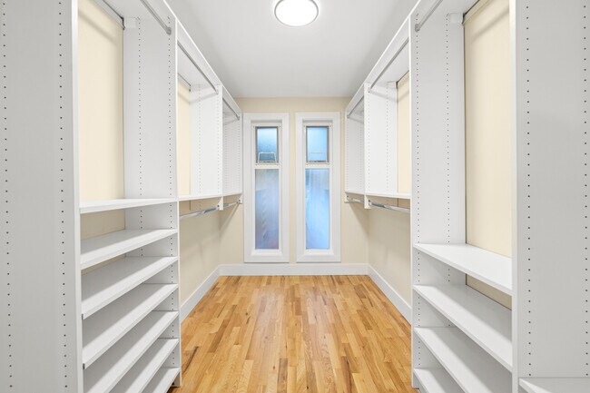 Building Photo - 130 SW 194th St