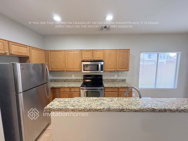 Building Photo - 11850 N 51st Dr