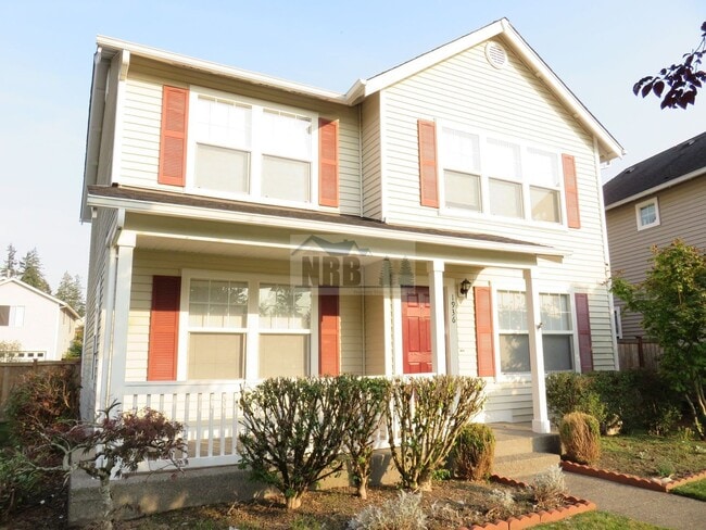 Building Photo - Stunning House in Dupont! $500.00 off 1 Month of Rent!