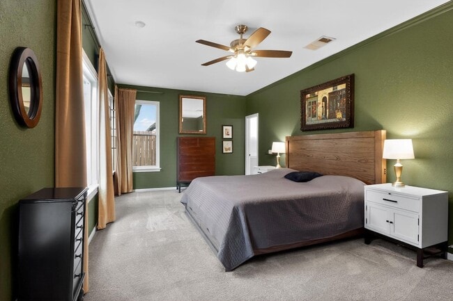 Building Photo - 1607 Gracy Farms Ln