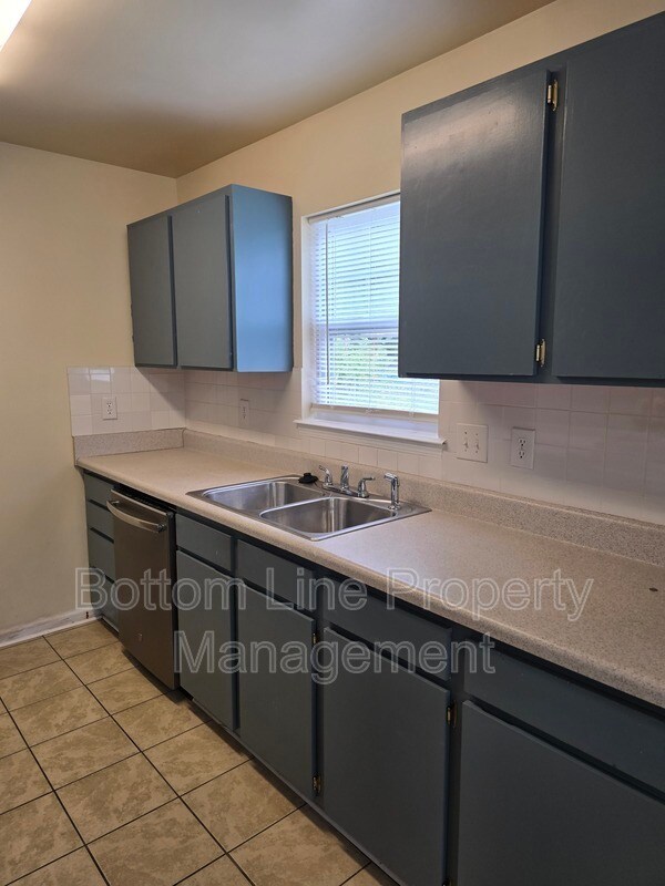 Building Photo - 5326 Eaton Cir