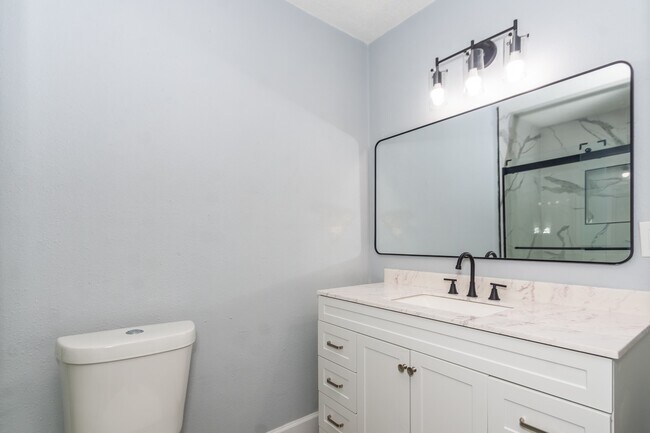 Building Photo - 5429 De Lange Ln