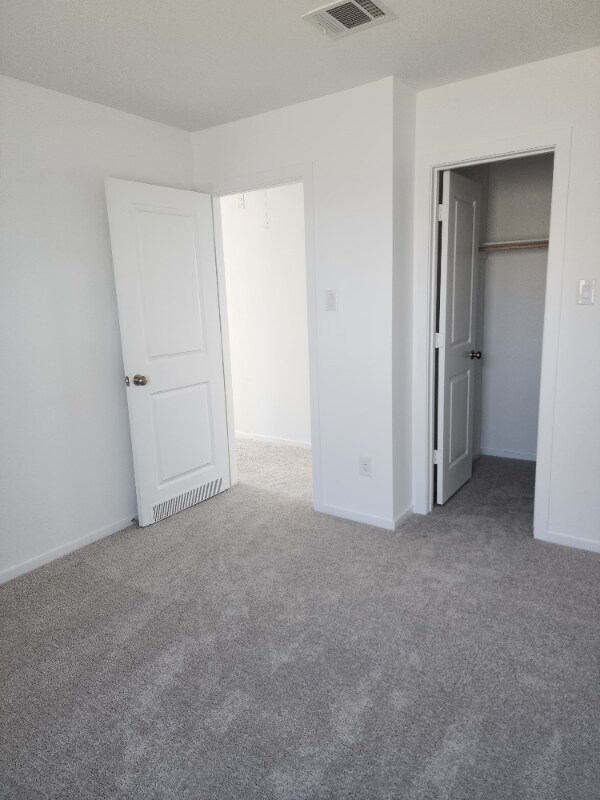 Building Photo - 3045 Fantasy Ter Dr