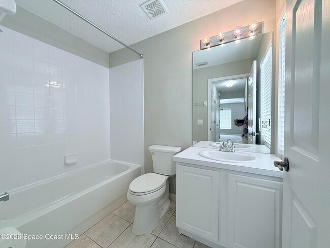 Building Photo - 812 Handsome Cab Ln