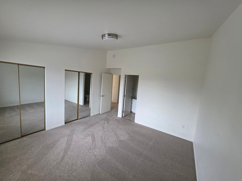 Master Bedroom - 10515 140th Avenue Ct E