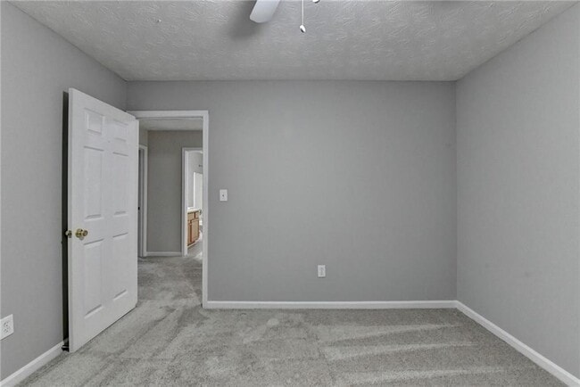 Building Photo - 5229 Pine Branch Ct