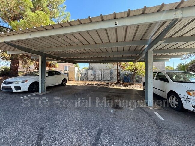 Building Photo - 425 E 1050 S