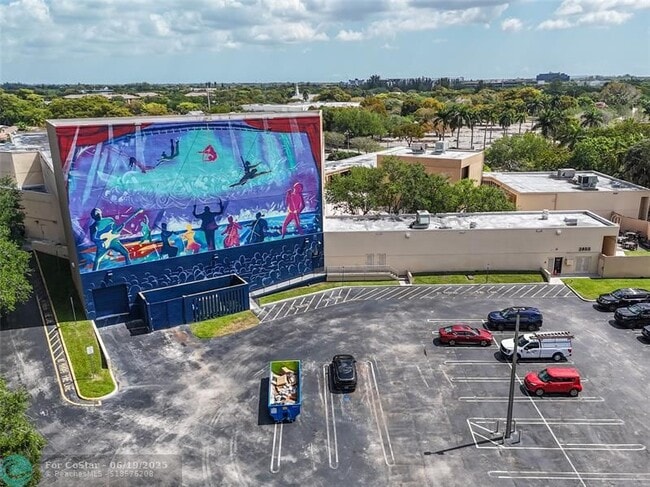 Building Photo - 2590 Coral Springs Dr