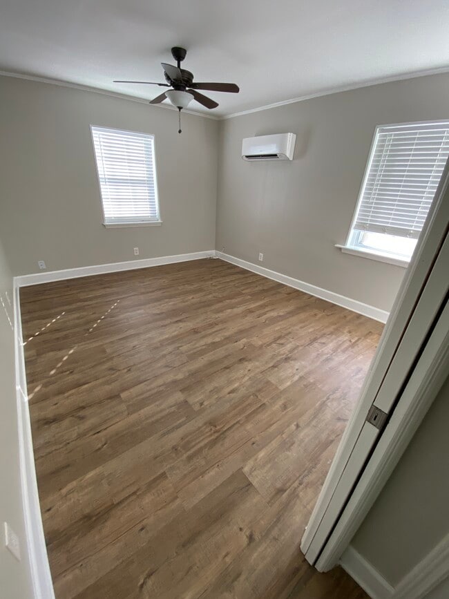 Building Photo - 261 Deltona Blvd