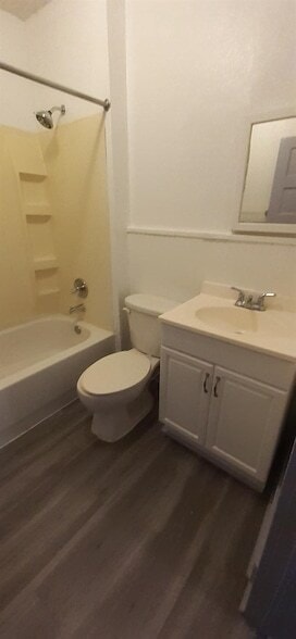 Building Photo - 901 Blandin St