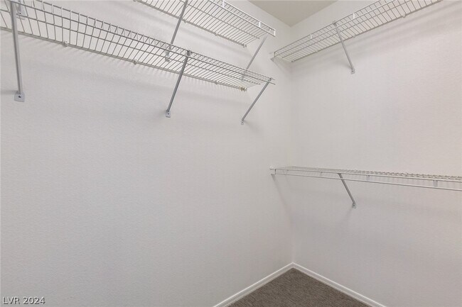 Building Photo - 10709 Shackleton Dr