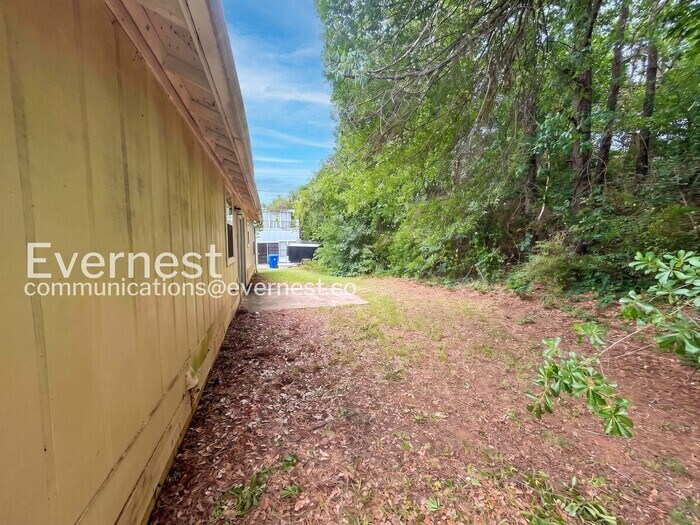 Building Photo - 2510 Corner Shoals Dr