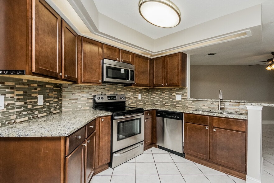 Building Photo - 297 Chicago Woods Cir