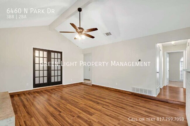 Building Photo - 6460 N Park Dr