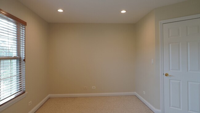 Building Photo - 2664 Goldenrod Ln