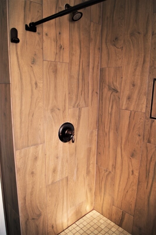 Building Photo - 1518 Huron St