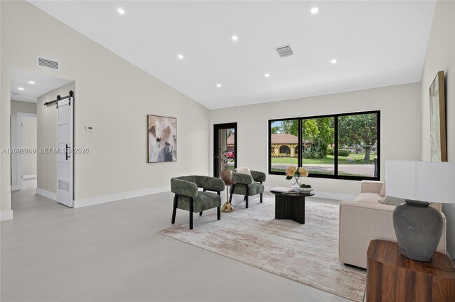 Building Photo - 8668 SW 50th St
