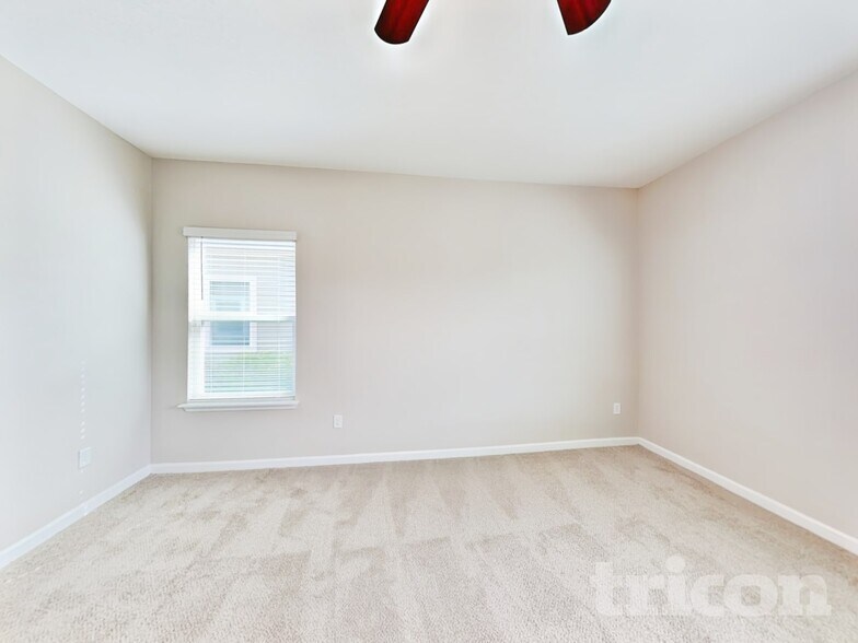 Building Photo - 124 Bloomfield Wy