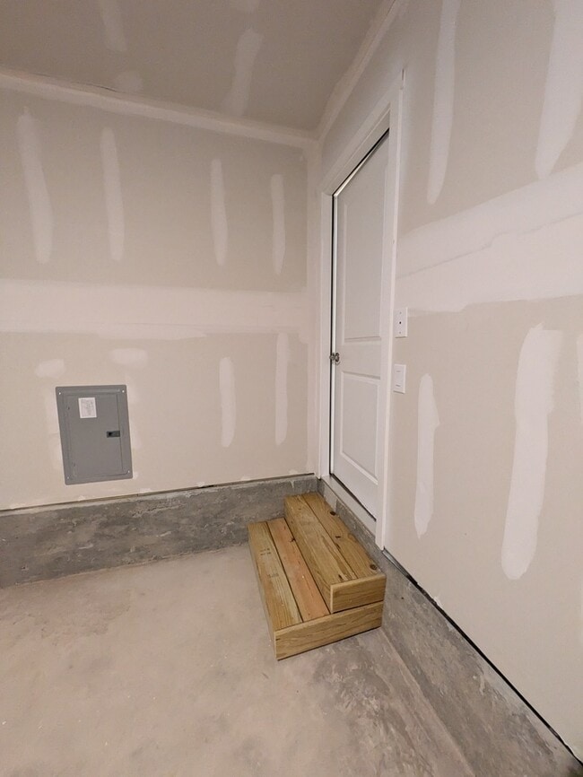 Building Photo - 6031 Skipping Way