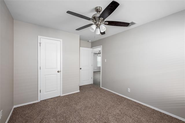 Building Photo - 7601 Bluebell Ln