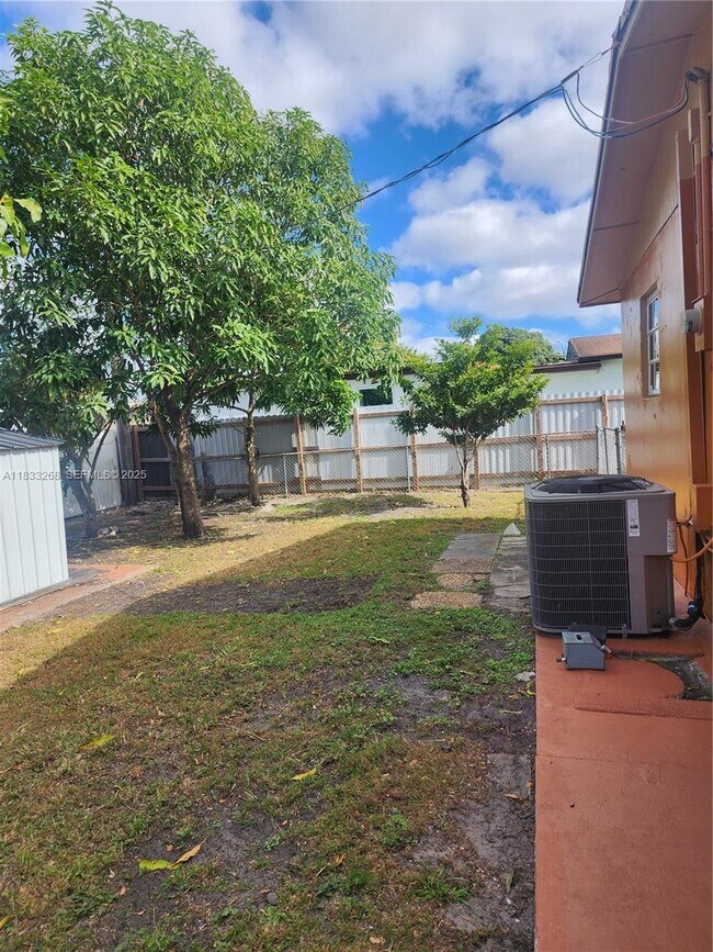 Building Photo - 4447 NW 169th Terrace