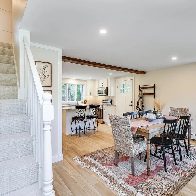 Building Photo - 126 Twin Hill Rd