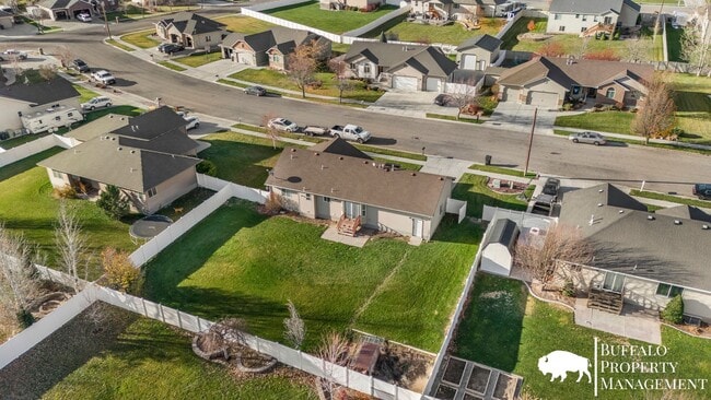 Building Photo - Charming 4-Bedroom Home for Rent in Ammon, ID!