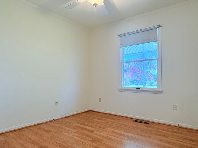 Building Photo - Welcome Home to Harrington: 3-Bedroom Oasi...