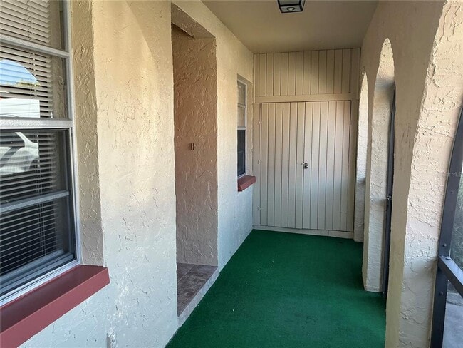 Building Photo - 6412 Bonnie Bay Cir N