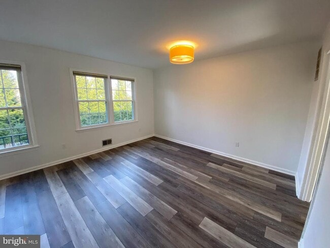 Building Photo - 3116 Cedar Grove Dr