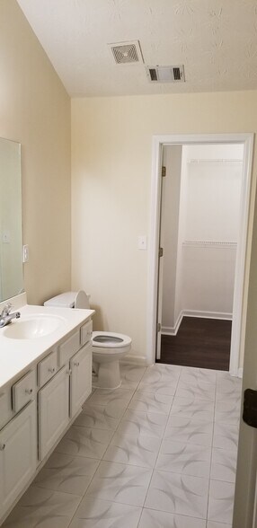 Building Photo - 2989 Arden Ridge Ter