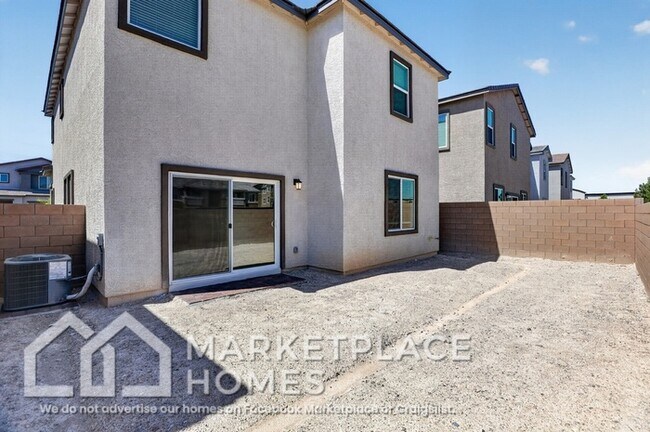 Building Photo - 2650 Marlette Ave